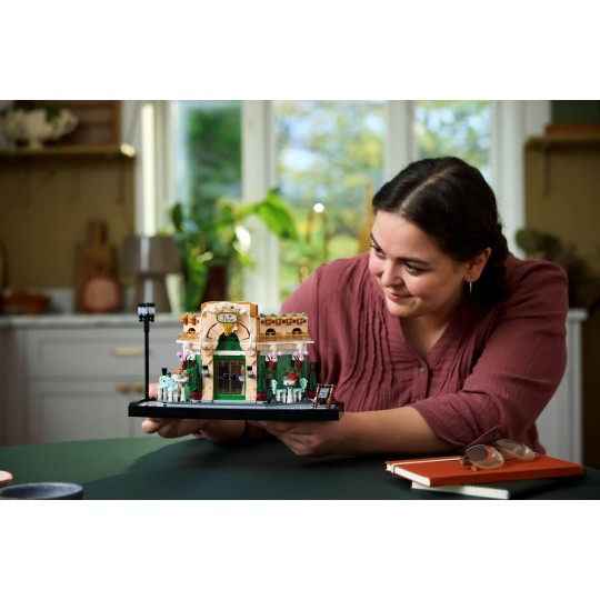 Lego ICONS 10362 - Le café français