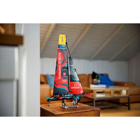 Lego Technic 42174 - Yacht Emirates Team New Zealand AC75