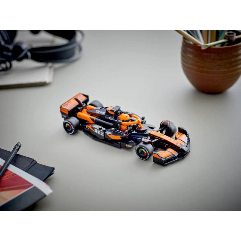 LEGO Speed Champions 77251 : Voiture F1 McLaren Team MCL38