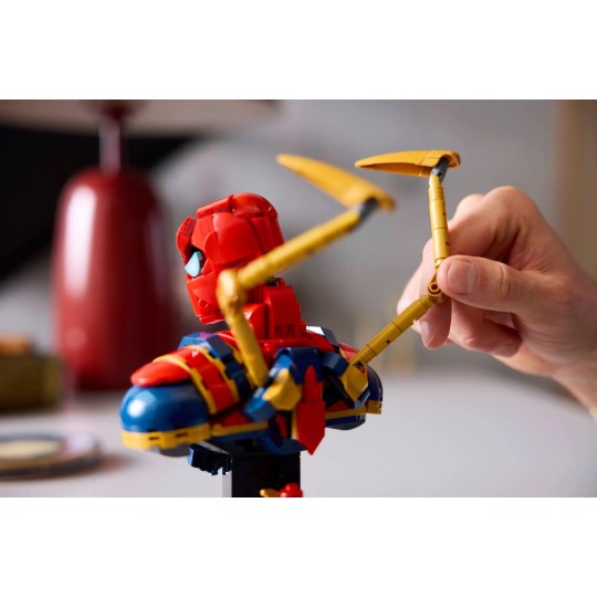 LEGO Marvel 76326 : Buste d’Iron Spider-Man