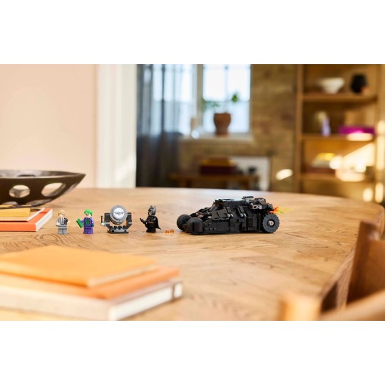 Lego Batman 76303 - La Batmobile Tumbler de Batman contre Double-Face et Le Joker