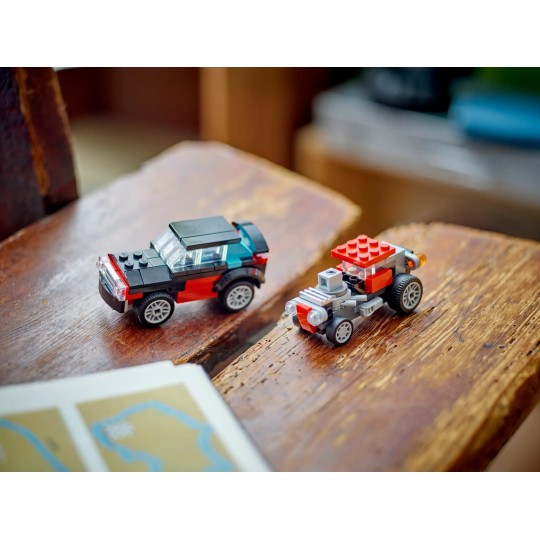 LEGO Creator 31146 : Le camion remorque avec hélicoptère