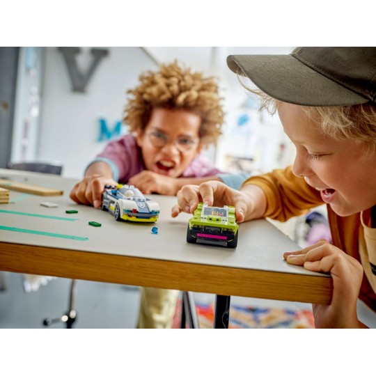 LEGO City 60415 : La course-poursuite entre la voiture de police et la super voiture