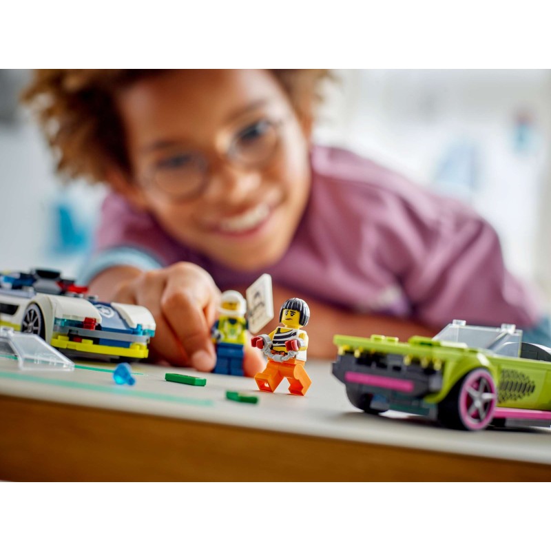 LEGO City 60415 : La course-poursuite entre la voiture de police et la super voiture