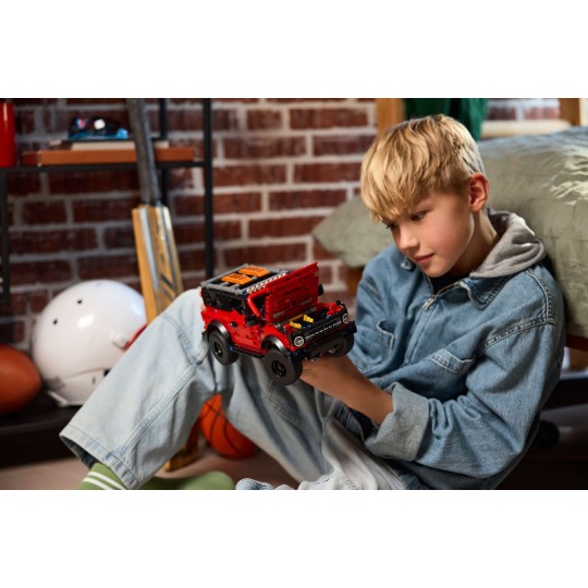 LEGO Technic 42213 : SUV Ford Bronco