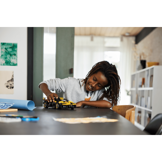 LEGO Technic 42151 : Le bolide Bugatti