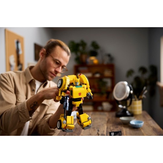 LEGO Icons 10338 : Bumblebee (Transformers)