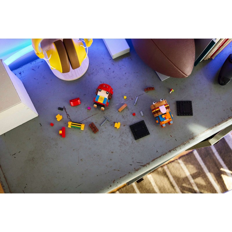 LEGO Fortnite 40910 : Figurines de Boss Burger et Skye