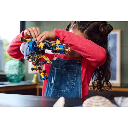 LEGO Technic 42201 : Le sous-marin de recherche en haute mer