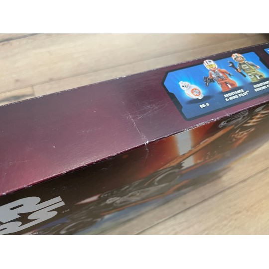 LEGO Star Wars 75102 - Le X-Wing Fighter de Poe