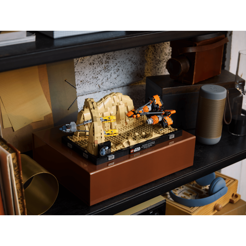 Lego Star Wars 75380 - Diorama de la course de podracers de Mos Espa