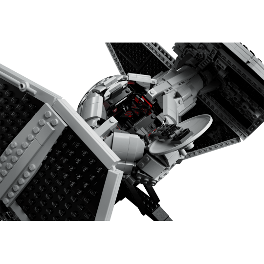 LEGO Star Wars 75382 : L’intercepteur TIE UCS. TIE Interceptor - Ultimate Collector Series