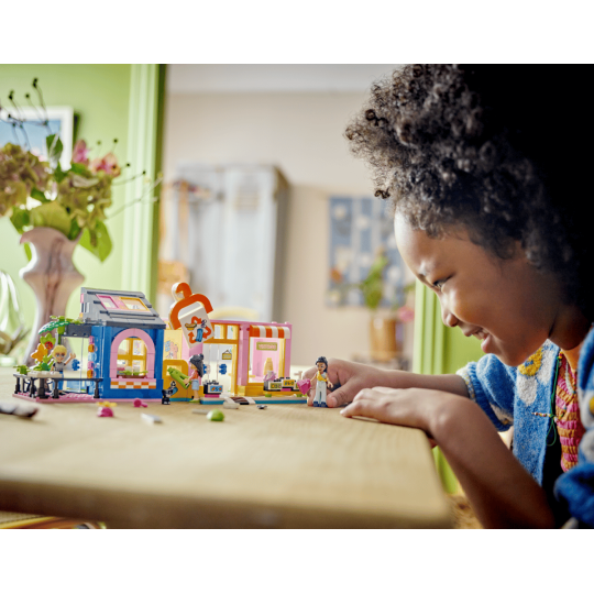 LEGO Friends 42614 : La boutique de vêtements vintage