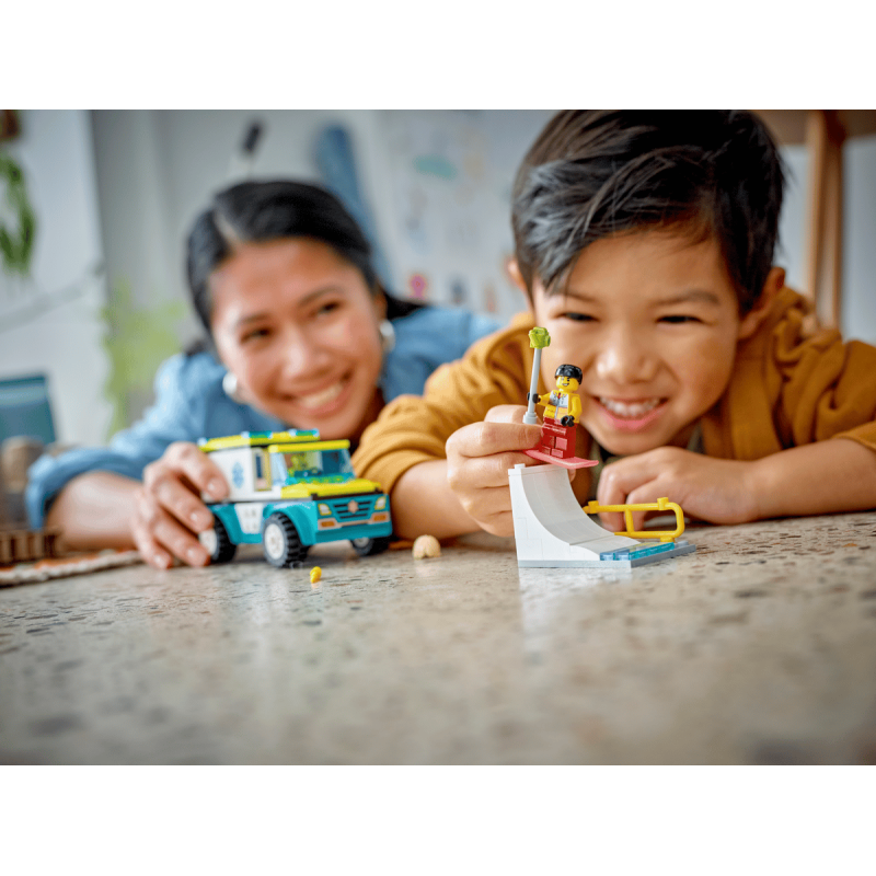LEGO City 60403 : L’ambulance de secours et le snowboardeur