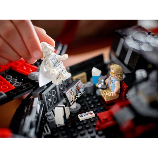 LEGO Star Wars 75389 : Le Faucon Noir