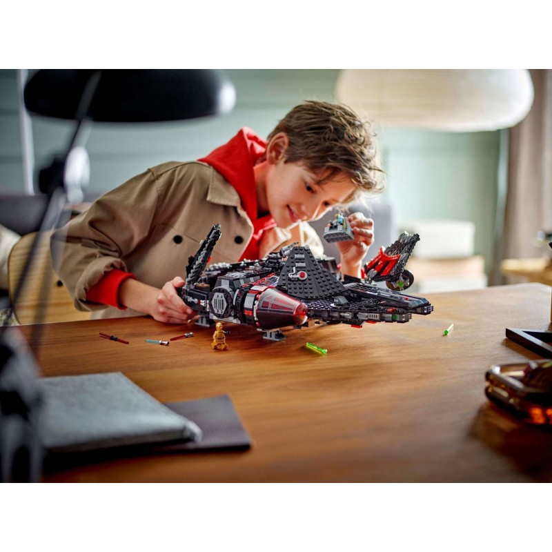 LEGO Star Wars 75389 : Le Faucon Noir