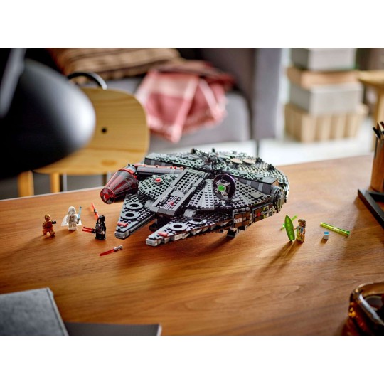 LEGO Star Wars 75389 : Le Faucon Noir
