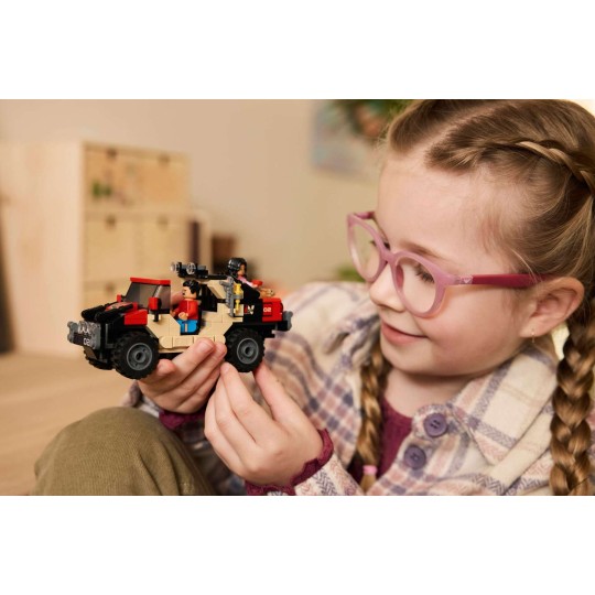 LEGO Jurassic World 76972 : Le vélociraptor et l’évasion en 4x4
