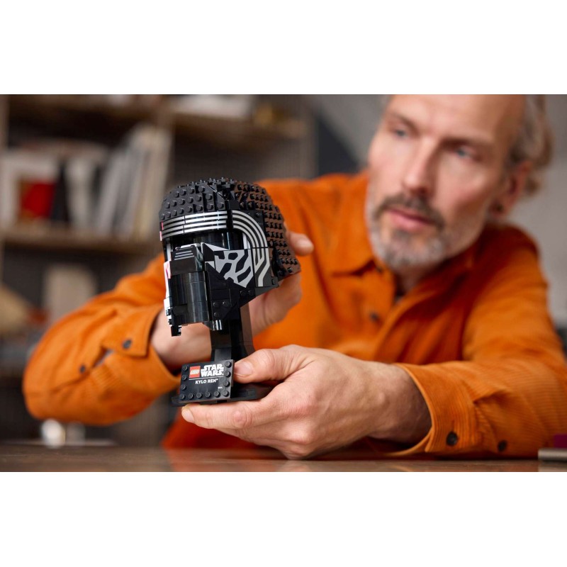 LEGO Star Wars 75415 : Le casque de Kylo Ren