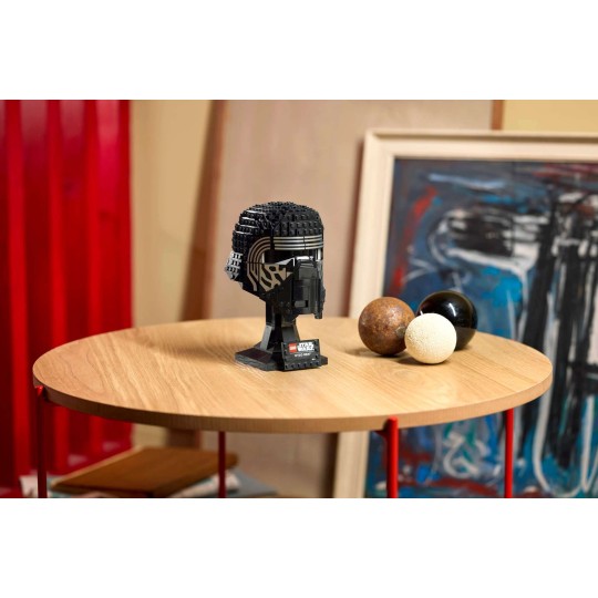 LEGO Star Wars 75415 : Le casque de Kylo Ren