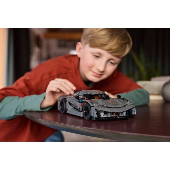 LEGO Technic 42173 : Hypercar Koenigsegg Jesko Absolut grise