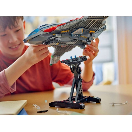 LEGO Marvel 76325 : Le Quinjet d’Avengers : L'Ère d'Ultron
