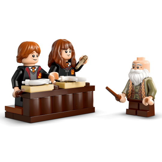 LEGO Harry Potter 76442 : Le château de Poudlard : le cours de sortilèges