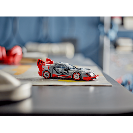 Lego Speed Champions 76921 - Voiture de course Audi S1 e-tron quattro