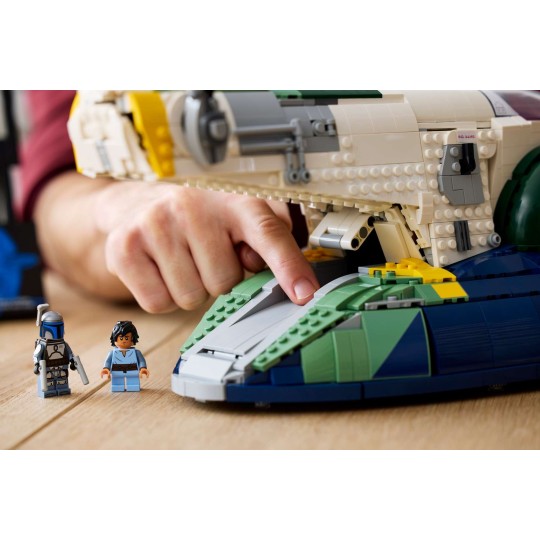 LEGO Star Wars UCS 75409 : Le vaisseau de classe Firespray de Jango Fett (Jango Fett's Firespray-Class Starship)