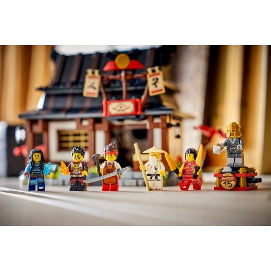 LEGO Ninjago 71858 : 15e anniversaire : La forge des quatre armes