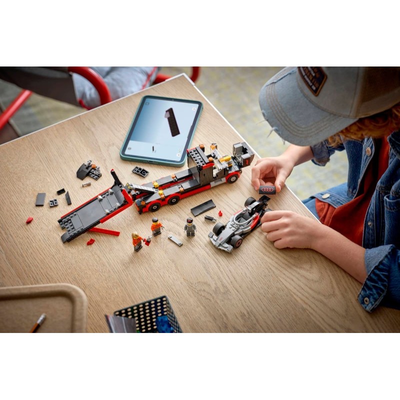 LEGO City 60493 : Camion de F1 avec voiture de course de F1 Audi