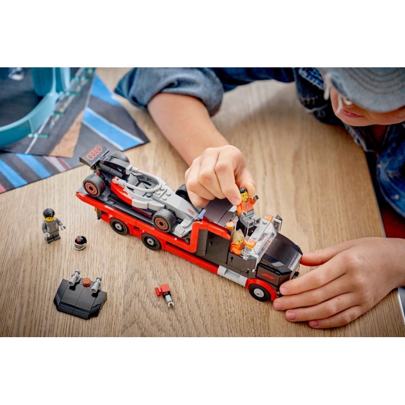 LEGO City 60493 : Camion de F1 avec voiture de course de F1 Audi