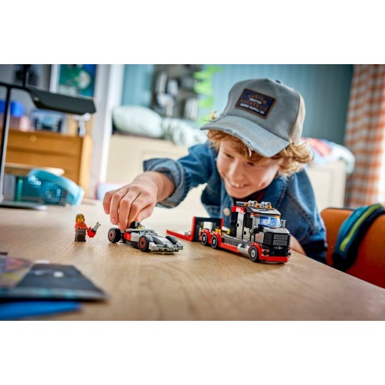 LEGO City 60493 : Camion de F1 avec voiture de course de F1 Audi