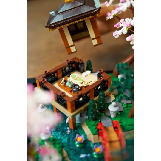 Lego ICONS 10315 - Le jardin paisible