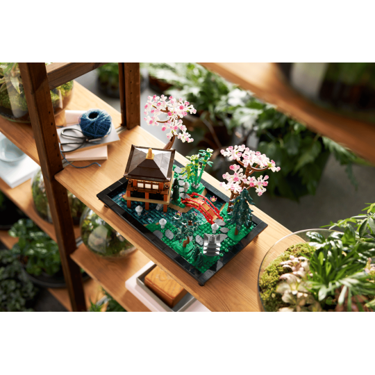 Lego ICONS 10315 - Le jardin paisible