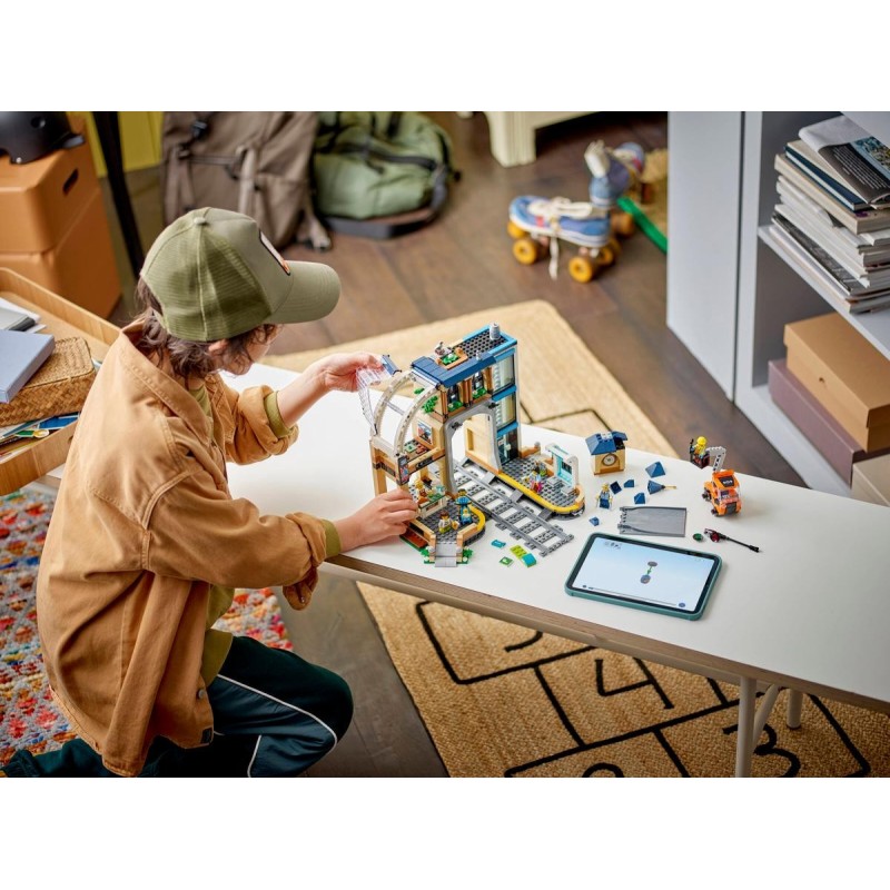 LEGO City 60469 : La gare centrale