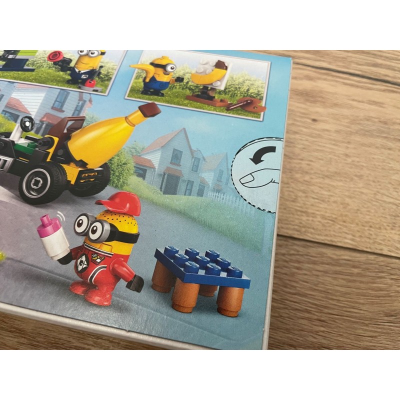 LEGO Moi, Moche et Méchant 75580 : Les Minions et la voiture-banane