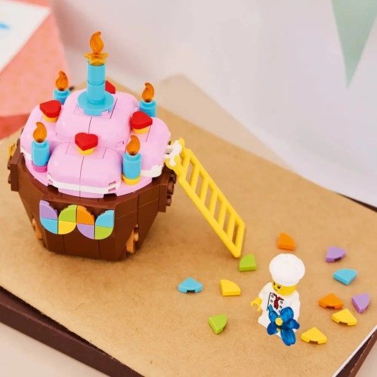 LEGO 40905 : Le cupcake d’anniversaire