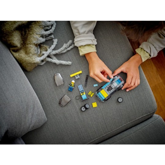 LEGO City 60383 - La voiture de sport électrique